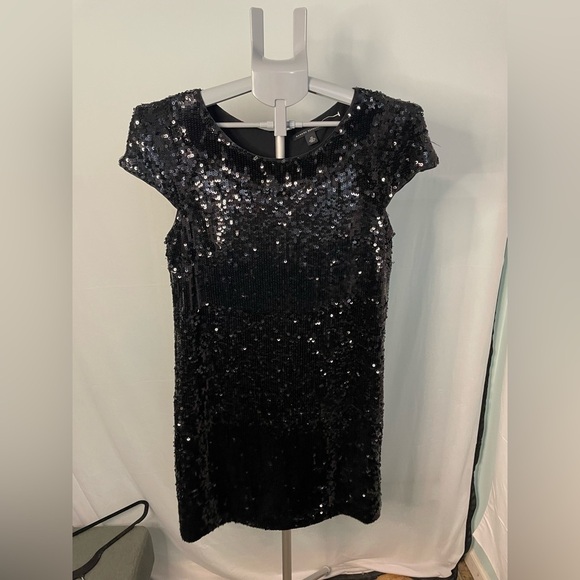 Banana Republic Factory Black Sequin Shift Dress size 10 - Picture 3 of 12